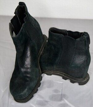 Sorel Women's Black Suede Chelsea Ankle Boots